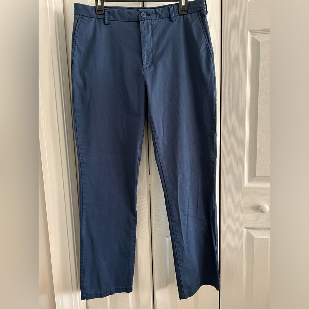 Men’s Izod Saltwater Stretch Straight leg Chino 34x32